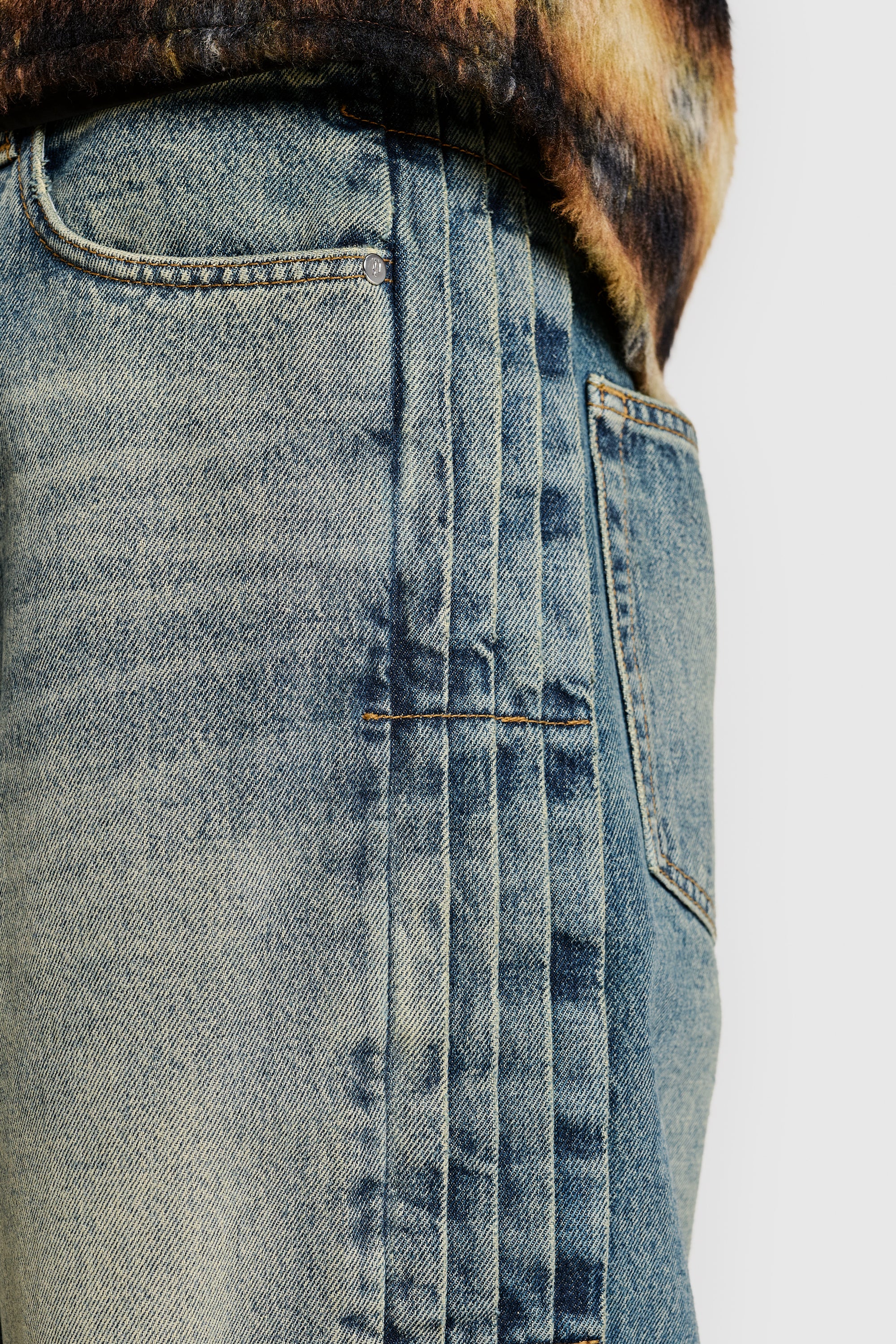 Gill Denim - Image 6