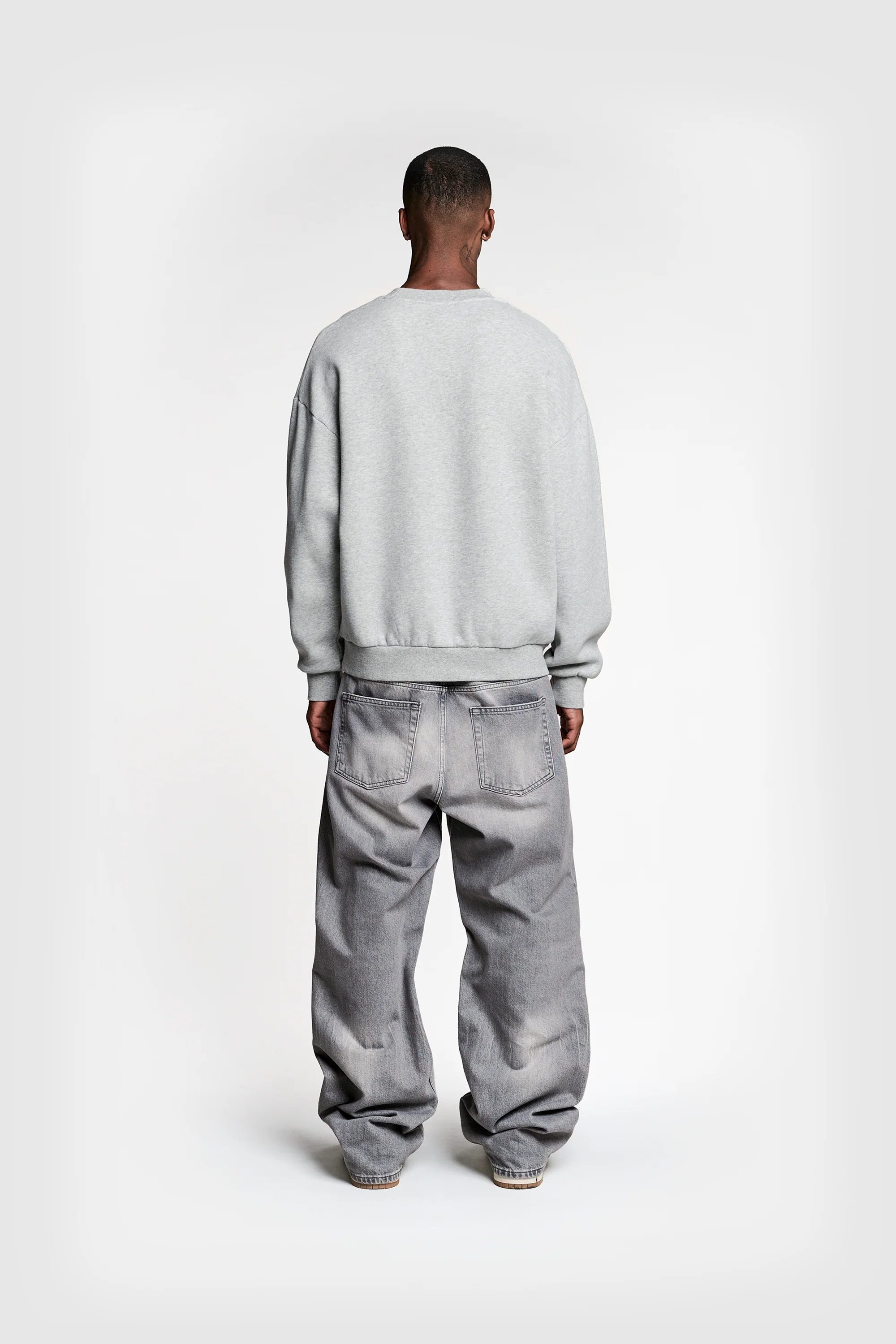 Logo Raws Sweater - Image 3