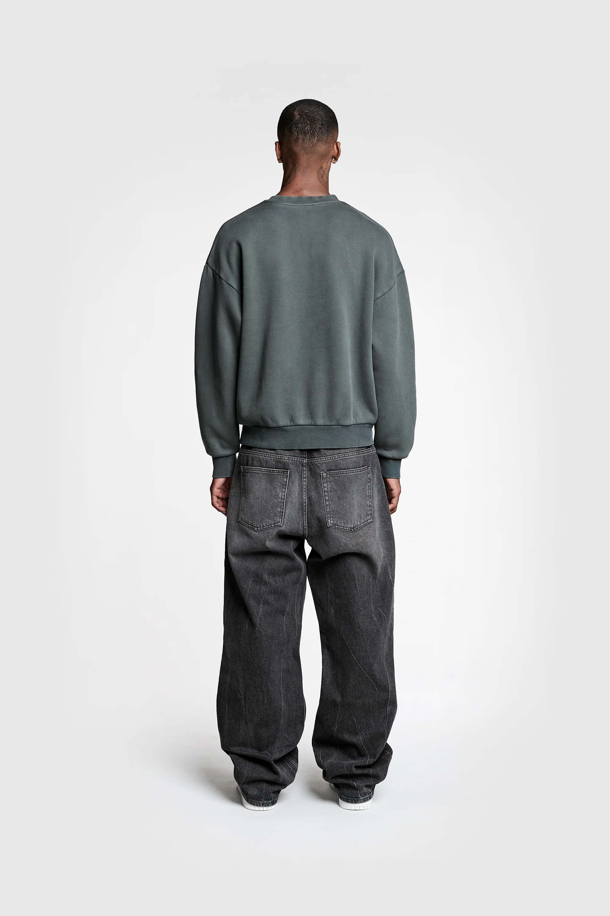 Logo Raws Sweater - Image 3