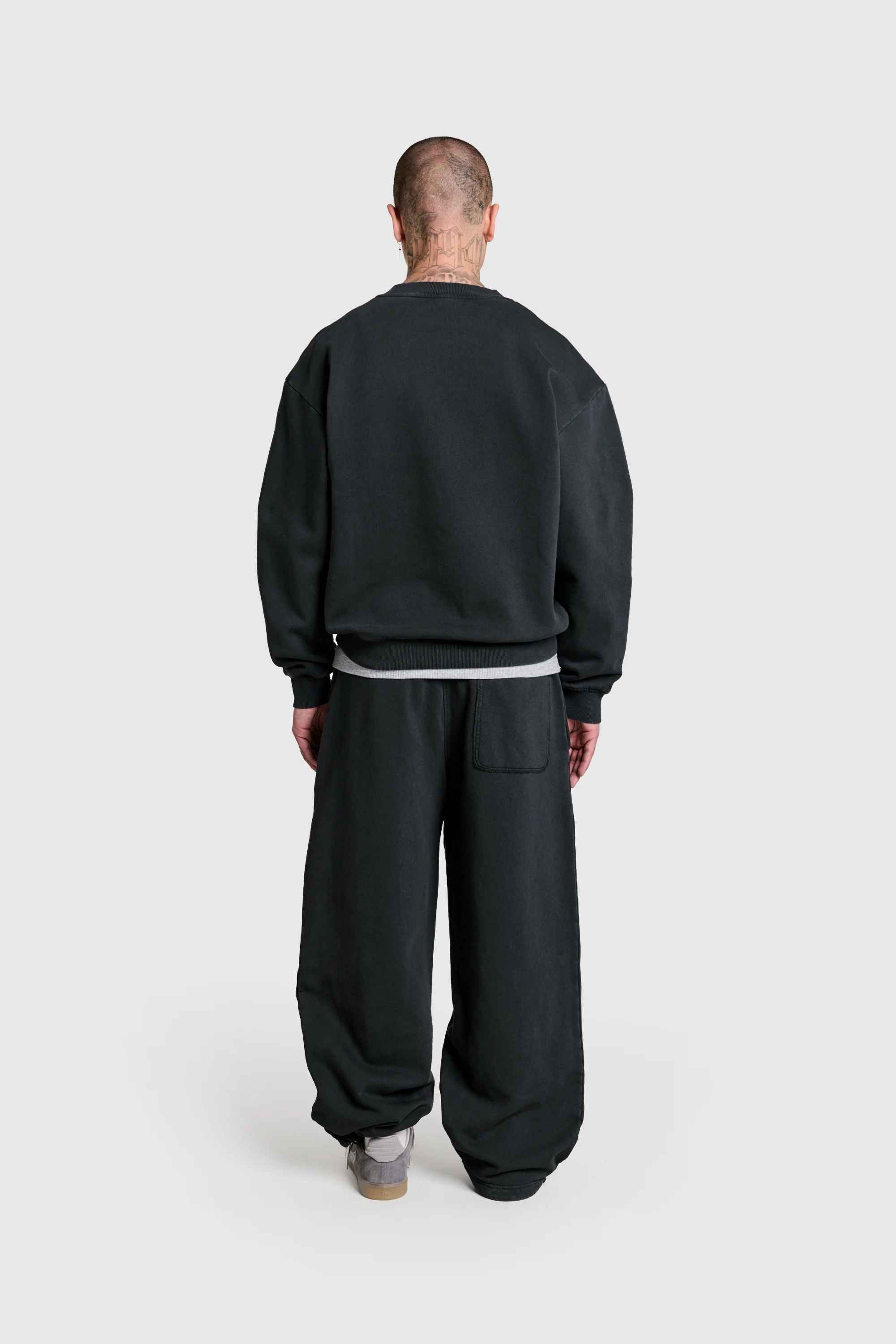 Raws Sweater - Image 3