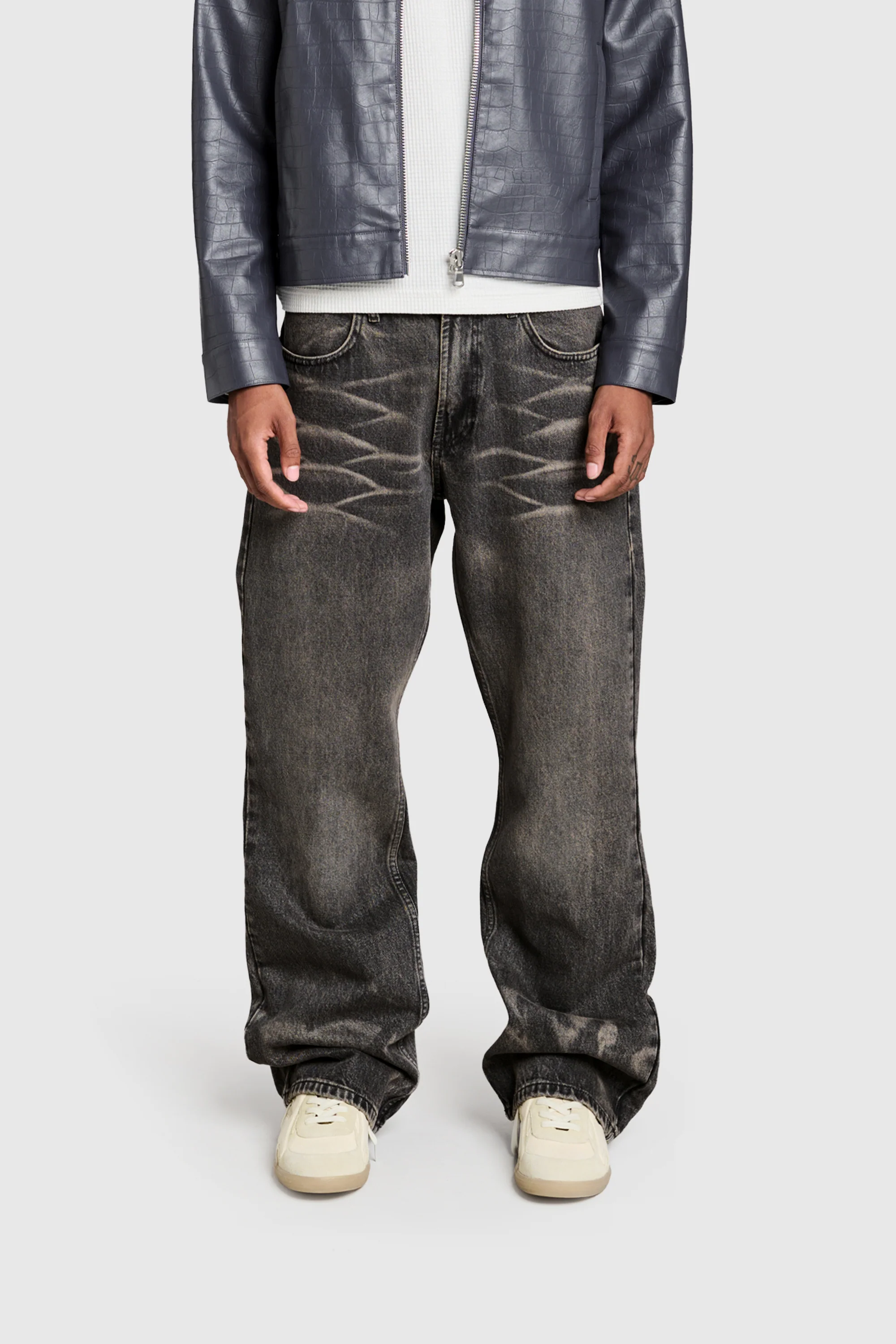 Sexy Bootcut Denim - Image 4